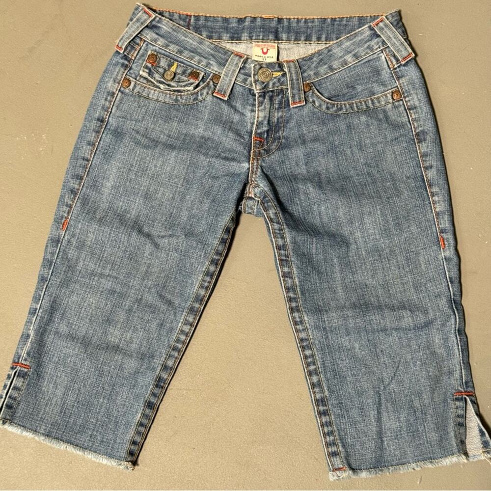 True Religion Vintage Low Rise Skater Shorts Size 27 Pristine
